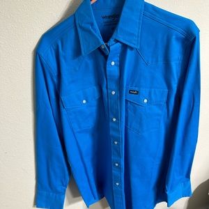 Men’s Wrangler button downs